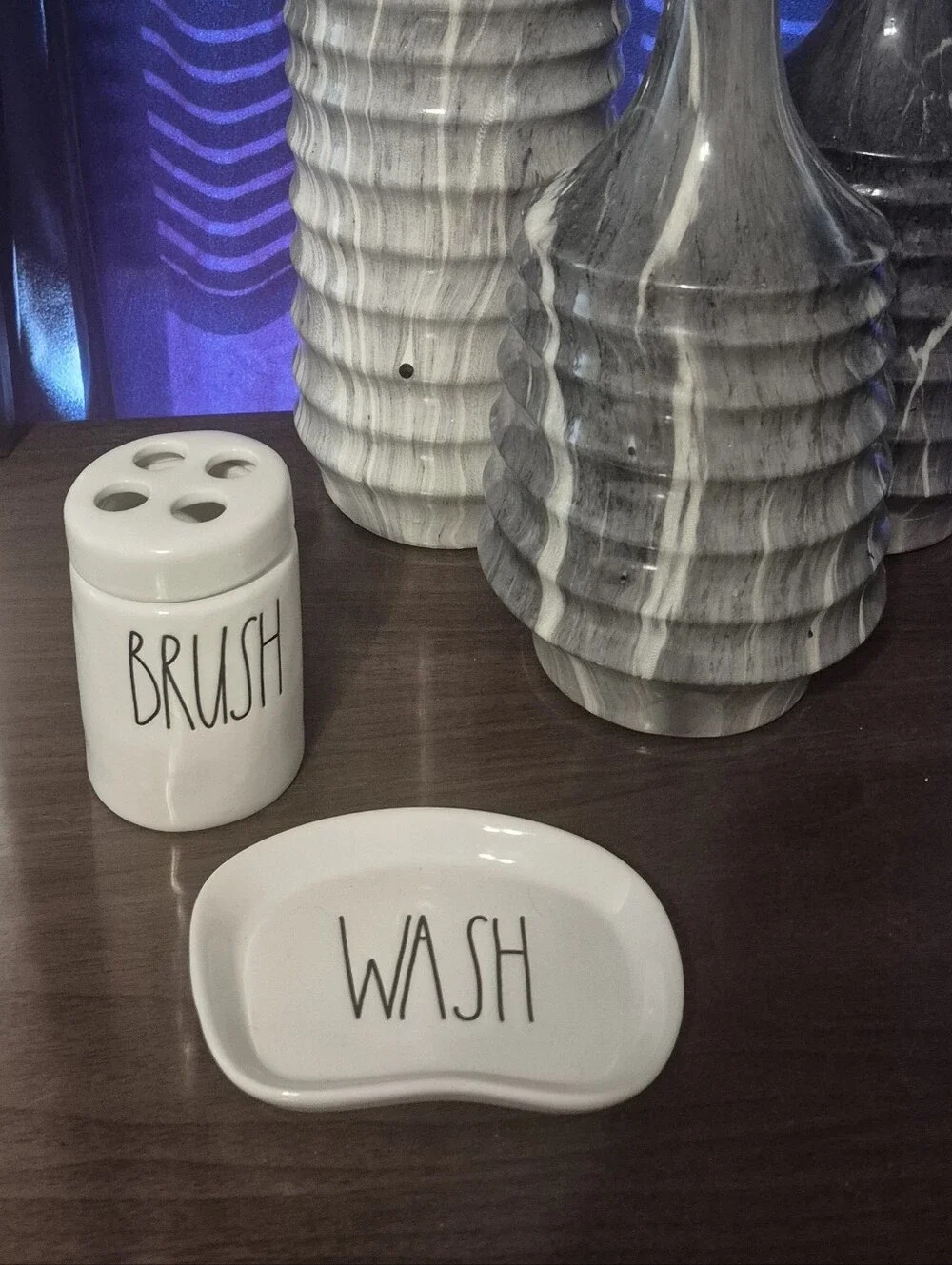Rae Dunn | White Ceramic 'WASH' Soap Dish*